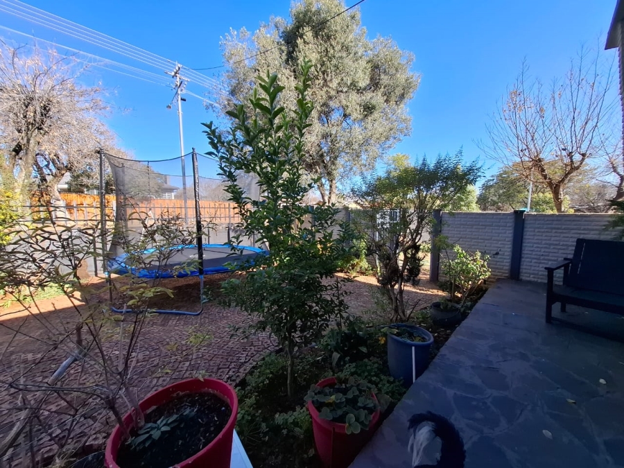 4 Bedroom Property for Sale in Hospitaalpark Free State
